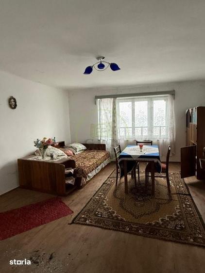 Casă cu 2 camere cu Teren 800 Mp în Mândra