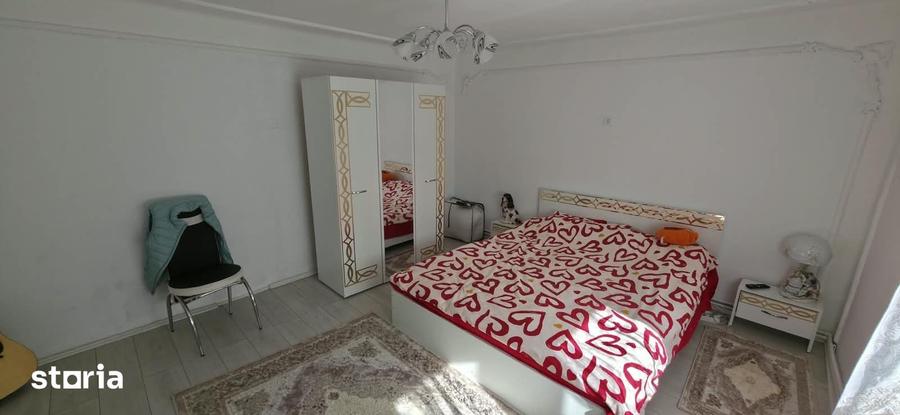 Casă cu 5 camere cu Teren 1219 Mp în Baciu