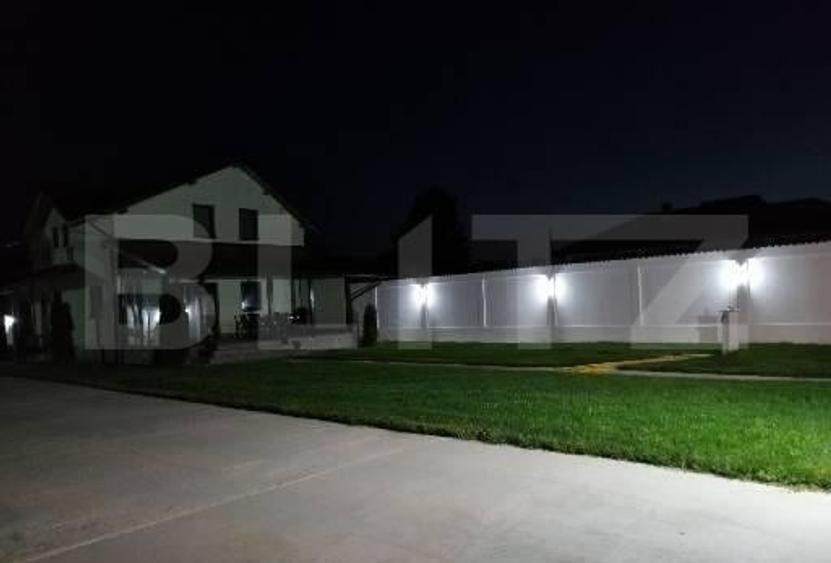 Casă individuală cu 6 camere cu Canalizare în Viișoara
