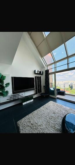 Apartament cu 3 camere nedecomandat în Dristor