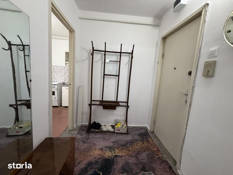 Apartament cu 2 camere semidecomandat în Astra