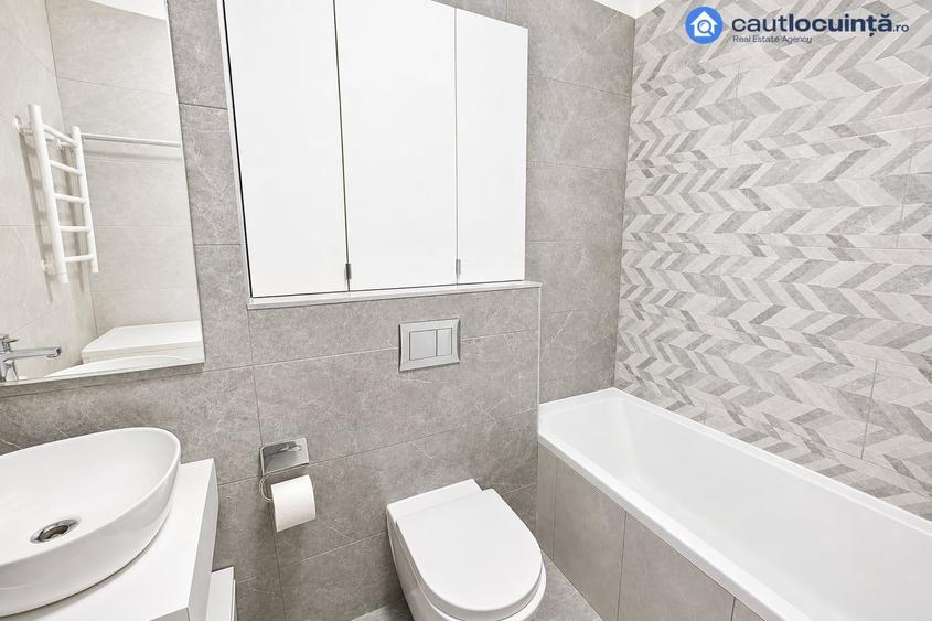 Apartament cu 5 camere în Băneasa