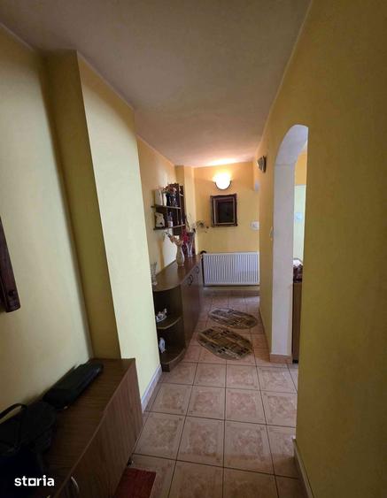 Apartament cu 3 camere în George Enescu