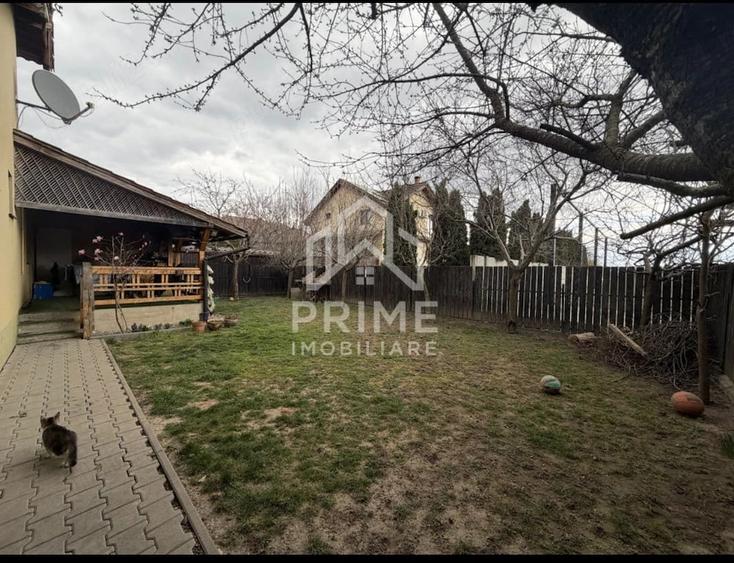 Casă cu 4 camere cu Teren 345 Mp în Micești