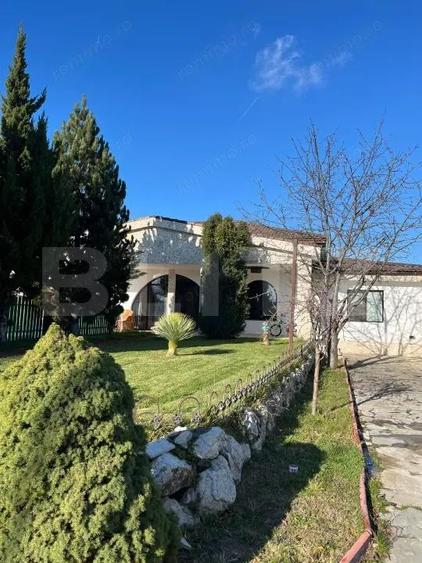 Casă cu 3 camere cu Teren 980 Mp în Valea