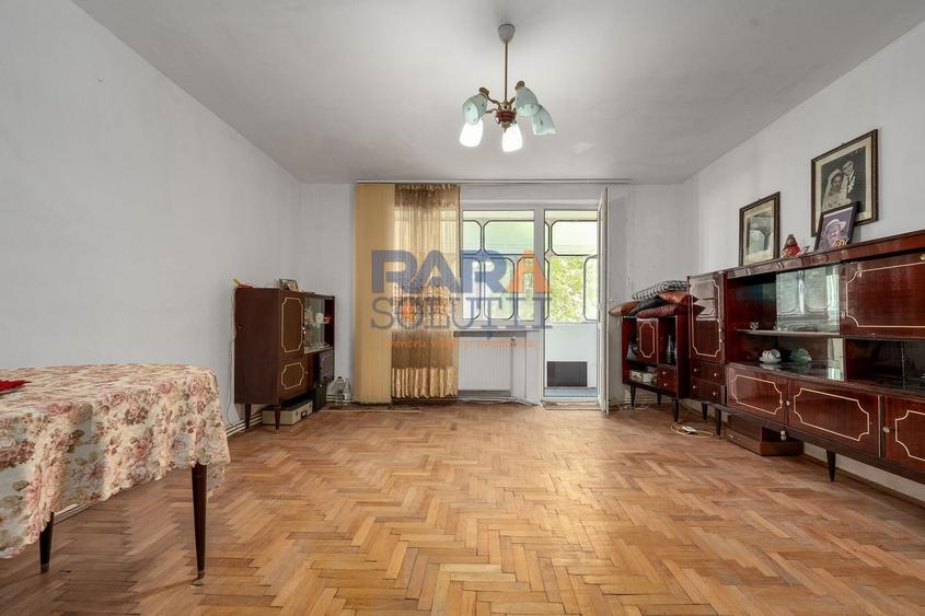Apartament cu 3 camere decomandat, mobilat în Ultracentral