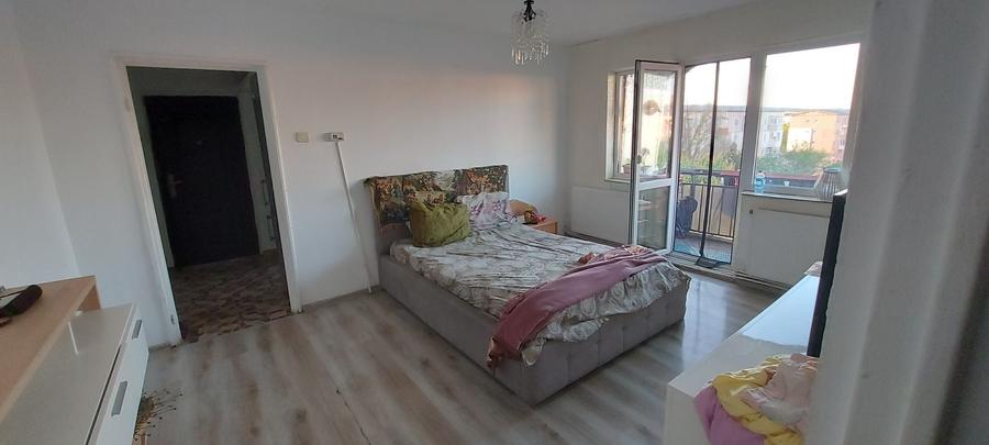 Apartament cu 2 camere nedecomandat în Central