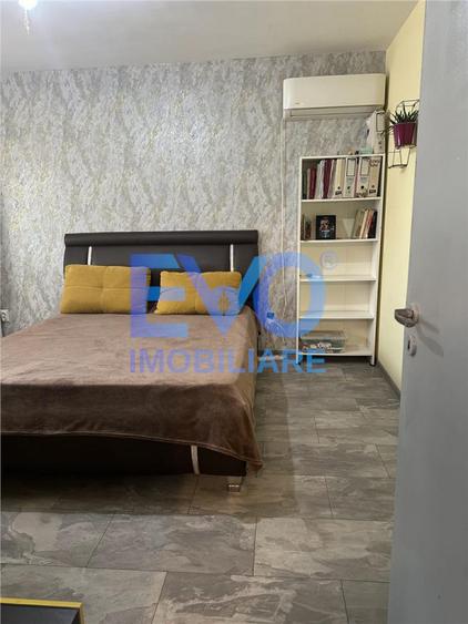 Apartament cu 2 camere decomandat în Valea Lupului