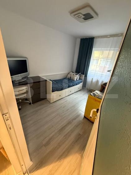 Apartament cu 3 camere decomandat, mobilat în Micro 11
