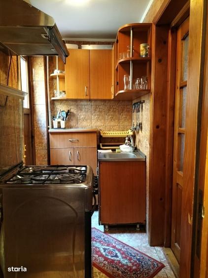 Casă cu 1 camere cu Canalizare în Central