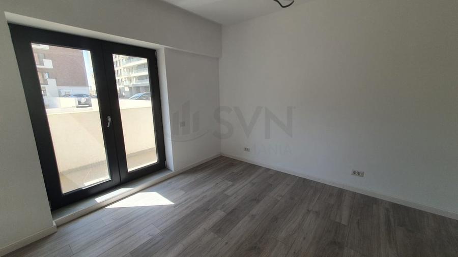 Apartament cu 4 camere decomandat în Pipera
