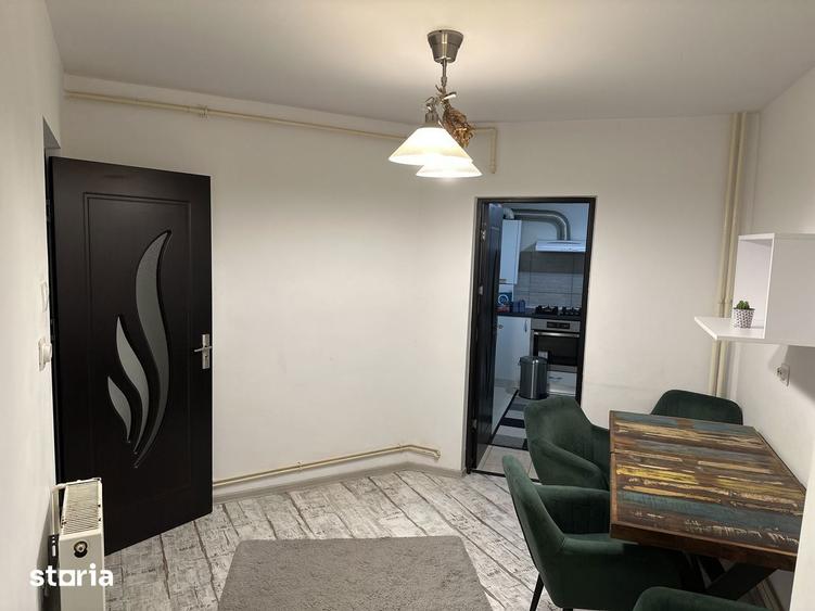 Apartament cu 2 camere decomandat în Vest