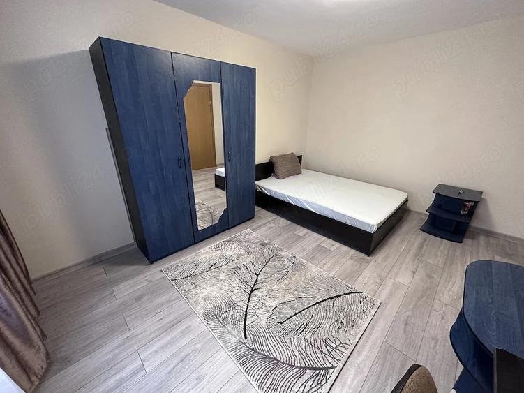 Garsonieră decomandată în Complex Studențesc