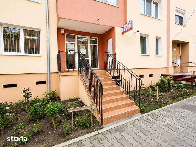 Spațiu comercial, de 78 mp, în Central