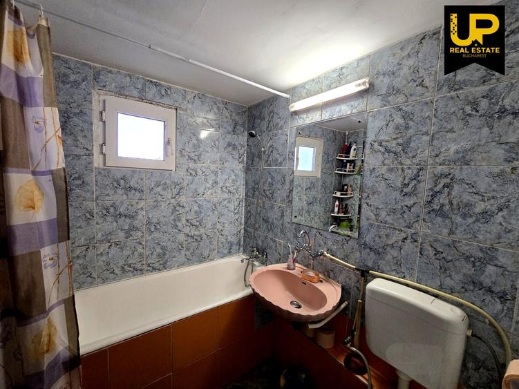 Apartament cu 3 camere decomandat, mobilat în Sălaj