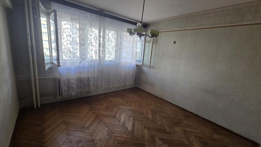 Apartament cu 2 camere semidecomandat în Obor