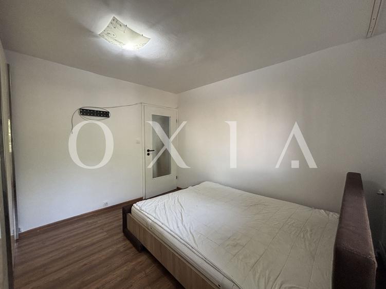 Apartament cu 3 camere decomandat, mobilat în Cetății