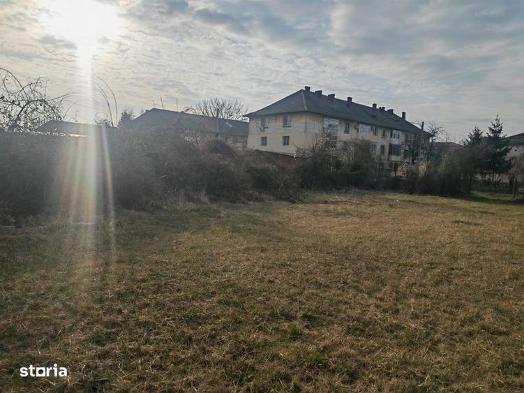 Teren de 1000 mp, în Central