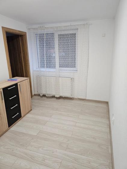 Apartament cu 2 camere semidecomandat în Nădrag