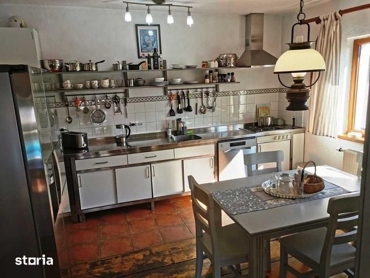 Casă cu 3 camere cu Teren 118 Mp în Central