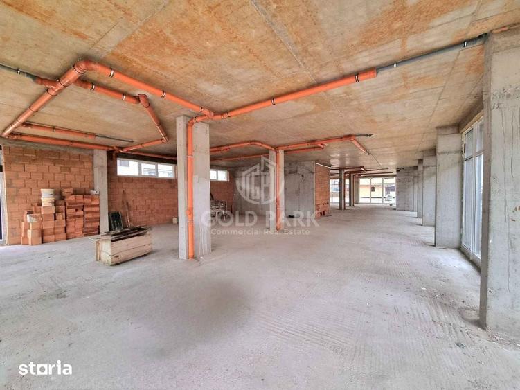 Spațiu comercial, de 163 mp, în Florești
