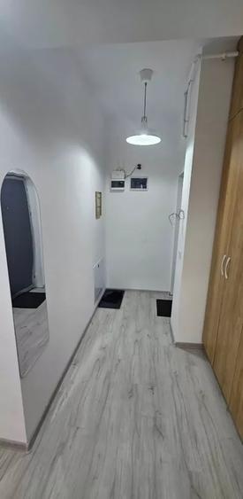 Apartament cu 2 camere decomandat, mobilat în Berceni