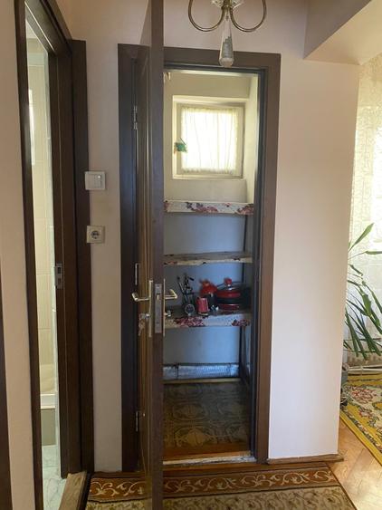 Apartament 3 camere Manastur, str.Padin, zona Piata Flora, decomandat, et.2/4 - 11