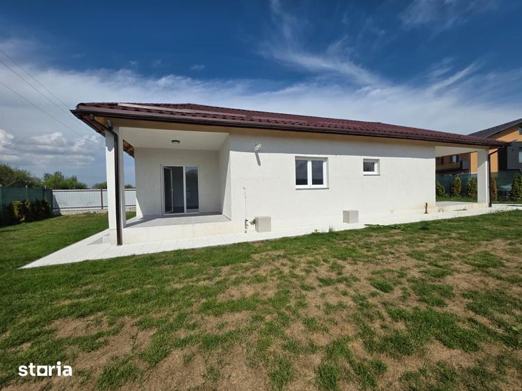 Casă cu 4 camere decomandat cu Teren 600 Mp în Hărman
