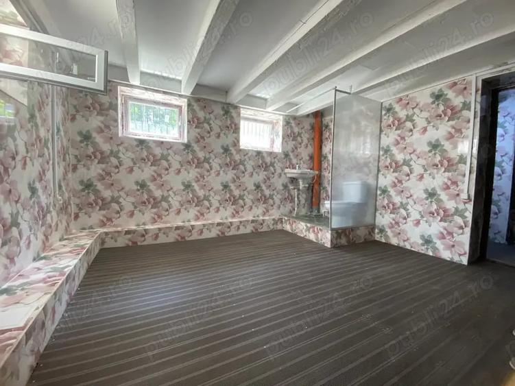 Casă cu 6 camere cu Teren 99 Mp în Știrbei Vodă