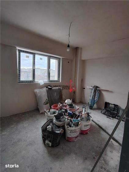 Apartament cu 4 camere decomandat în Obor