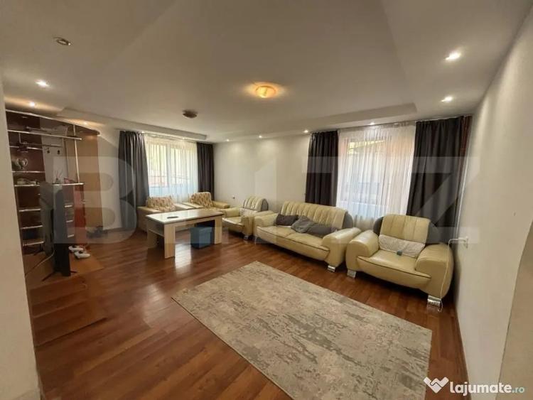 Casă cu 5 camere cu Teren 354 Mp în Micro 3