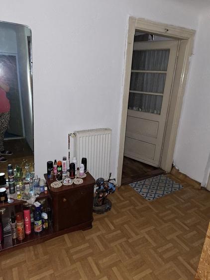 Casă cu 6 camere cu Teren 400 Mp în 8 Martie