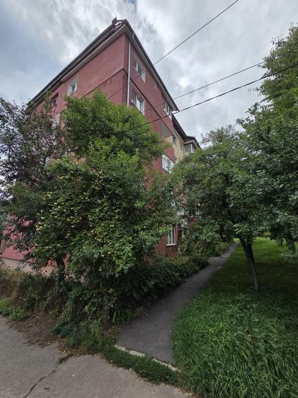 Apartament cu 3 camere în Petros