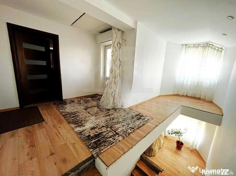 Casă cu 4 camere cu Teren 680 Mp în Ișalnița