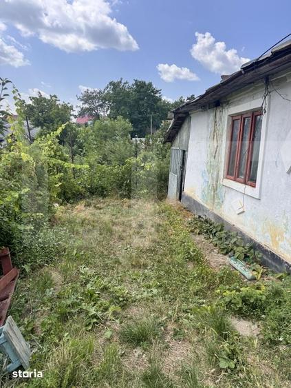 Casă cu 1 camere cu Teren 648 Mp în Central