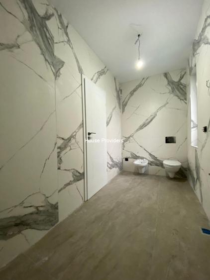Casă individuală cu 5 camere cu Canalizare în Corbeanca