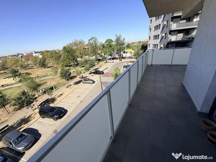 Apartament cu 3 camere decomandat în Lotus