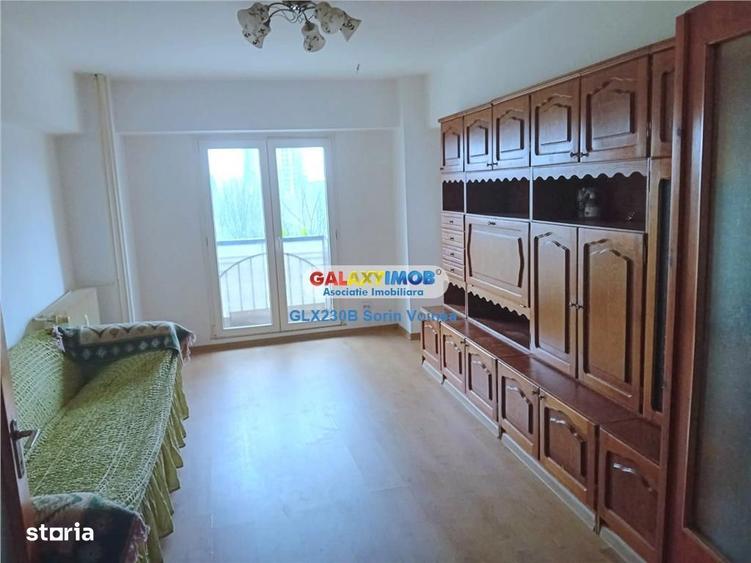 Apartament cu 3 camere decomandat, mobilat în Ștefan cel Mare