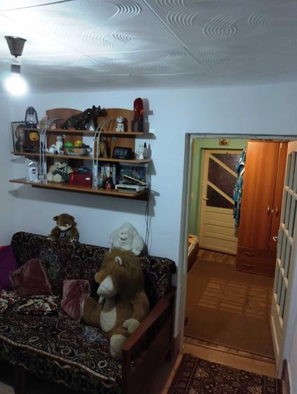 Casă cu 4 camere în Stănești