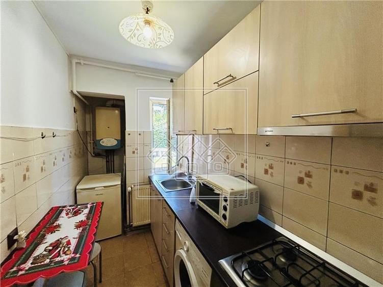 Apartament cu 2 camere nedecomandat în Cedonia
