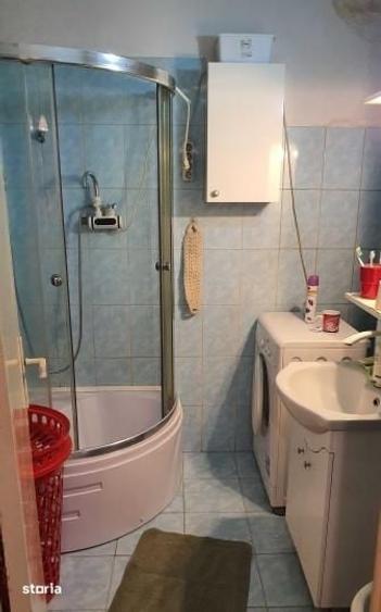 Apartament cu 2 camere decomandat în Pieptănari
