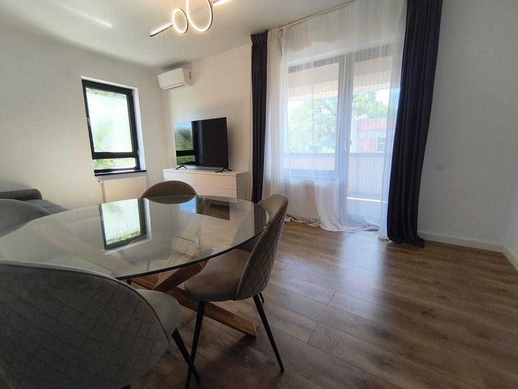 Apartament cu 3 camere decomandat în Bucium
