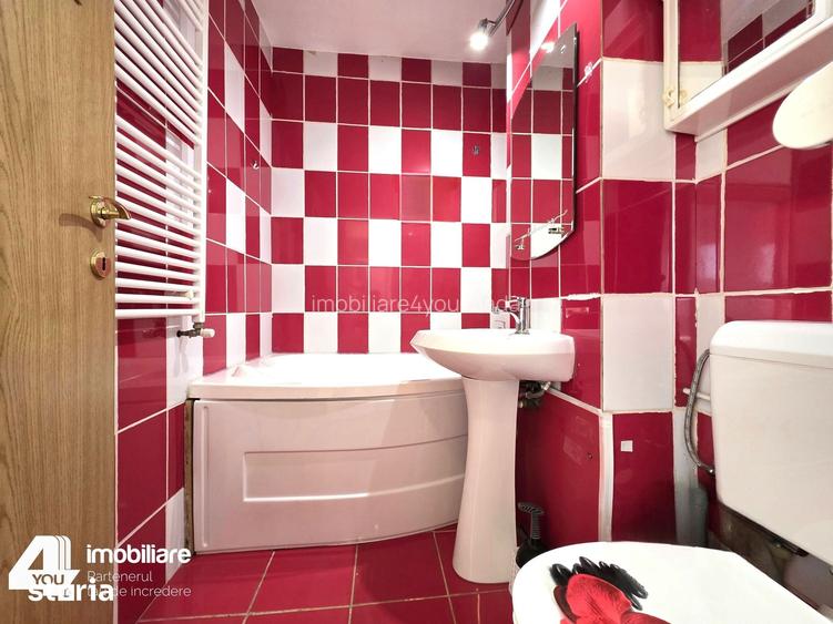 Apartament 3 camere Vlaicu 69 mp et.6 decomandat termoteca renovat