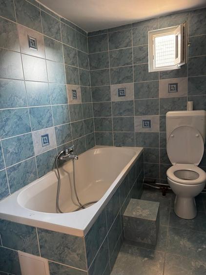 Casă cu 4 camere în Ineu
