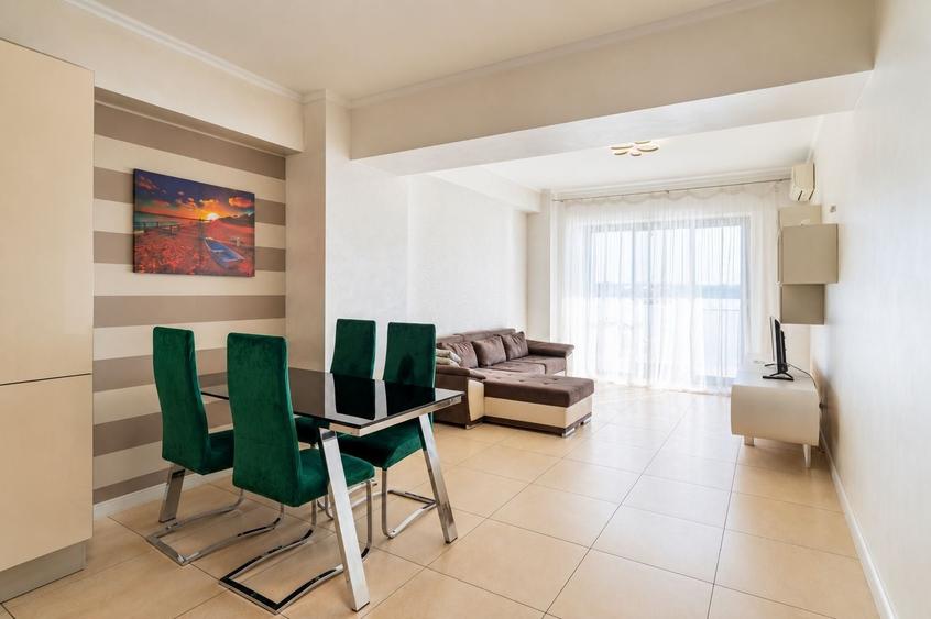 Apartament cu 3 camere decomandat, mobilat în Central