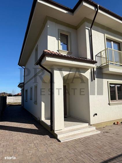 Casă cu 4 camere în Giroc