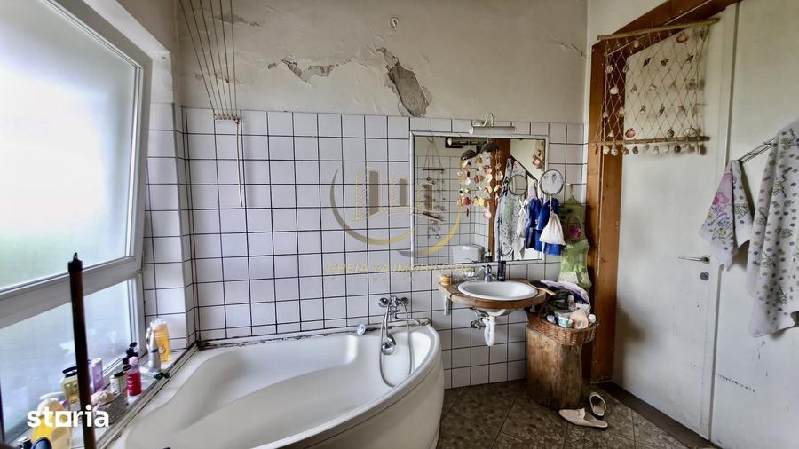 Casă cu 3 camere cu Teren 400 Mp în Andrei Mureșanu