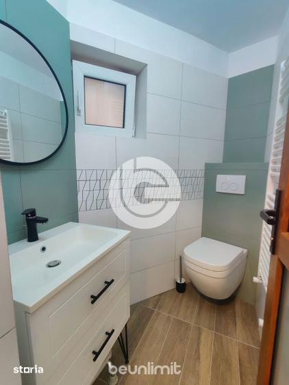 Apartament cu 3 camere decomandat, mobilat în Central