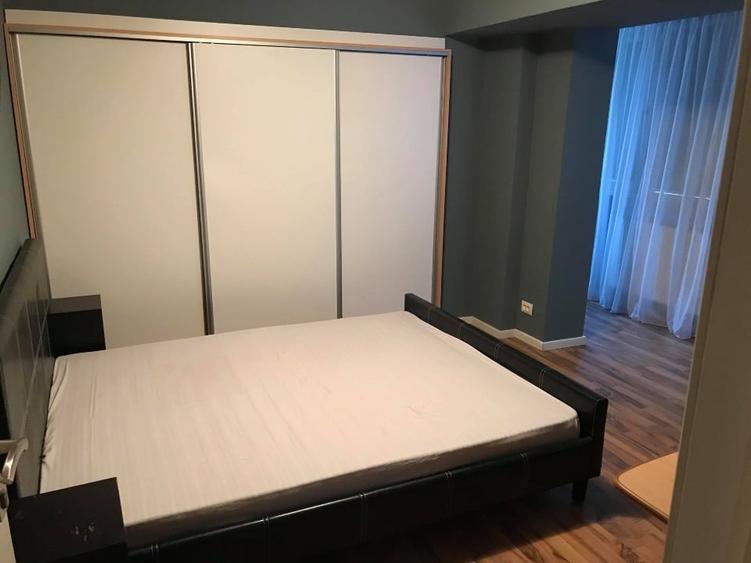 Apartament cu 3 camere decomandat, mobilat în Gorjului