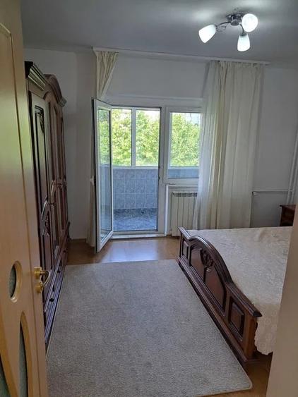 Apartament cu 2 camere semidecomandat, mobilat în Dristor